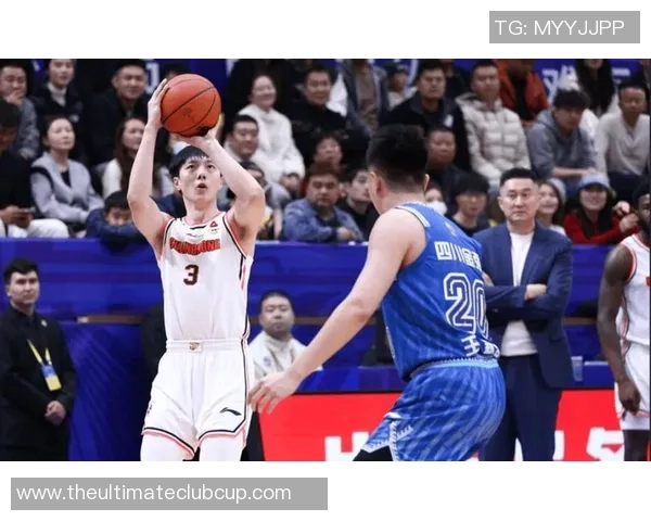 CBA广东队与福建队精彩对决全程回顾与分析